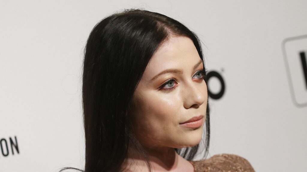 Michelle Trachtenberg shared throwback photo in last Instagram post, wrote ‘I wanted to look like…’