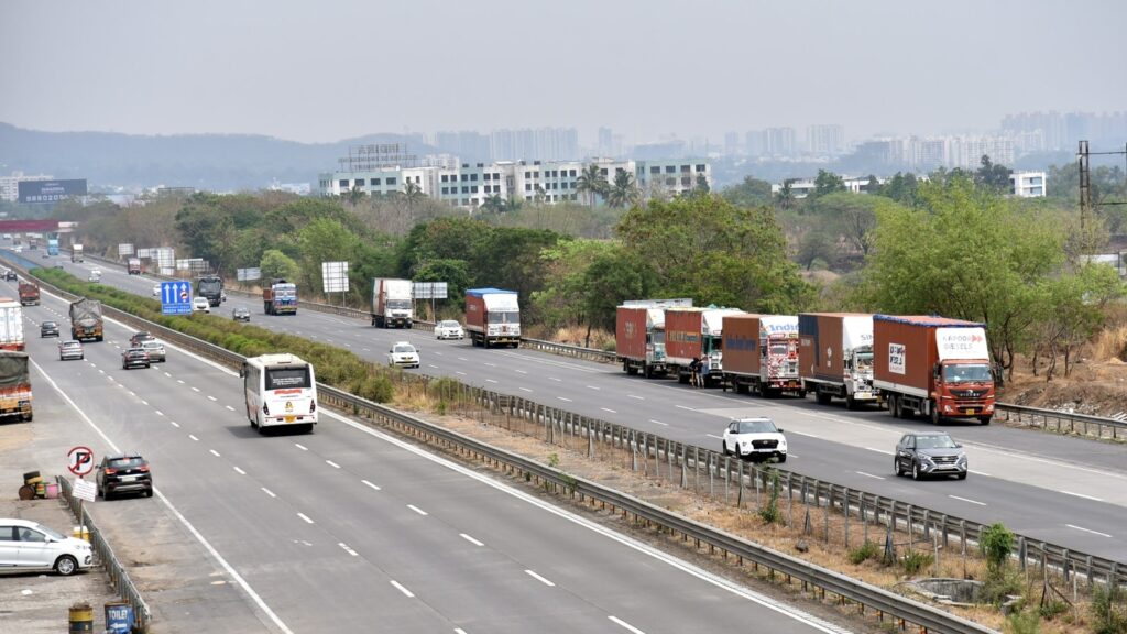 Mumbai-bound exit on Mumbai-Pune Expressway to be shut for 6 months: Report | Latest News India