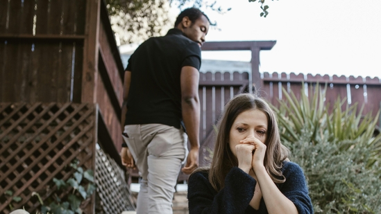 New York dating coach shares 14 signs a relationship isn’t right, ‘even if nothing is wrong’