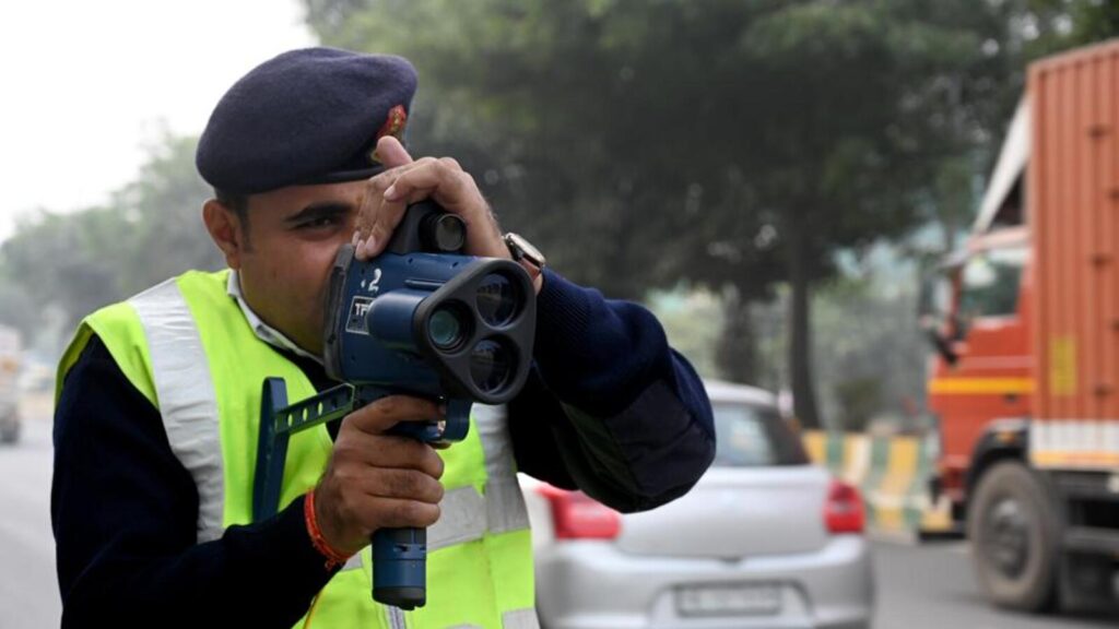 Noida traffic police crack down on repeat violators, send notices