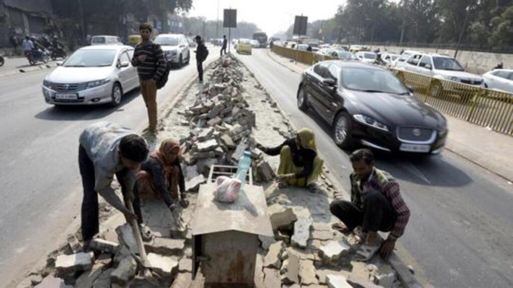 PWD to strengthen, repair 54 key Delhi roads from March | Latest News Delhi