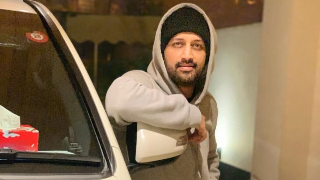 Pakistani singer Atif Aslam offers ‘best advice’ on how to get over a breakup: Watch video