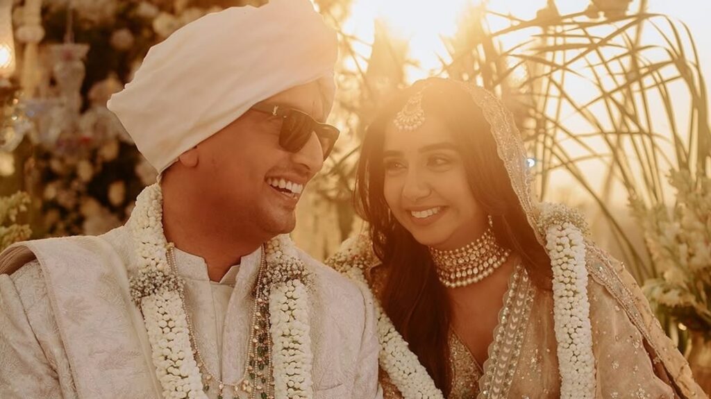 Prajakta Koli, Vrishank Khanal are married! See first official wedding pics as bride and groom stun in white and gold | Bollywood
