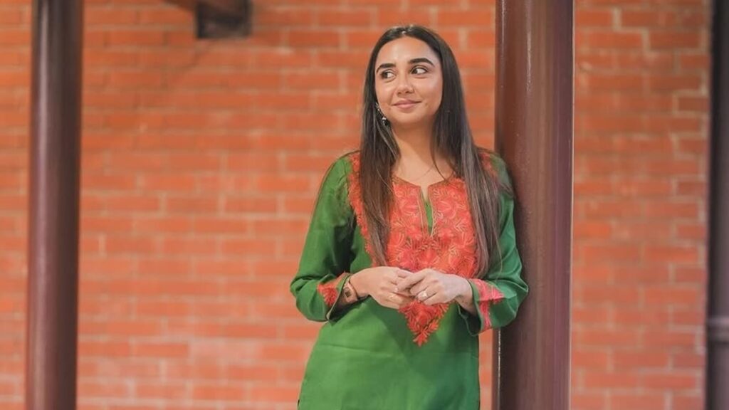 Prajakta Koli aces the desi look for visit to IIT Roorkee, fans are all hearts for her simplicity | Web Series