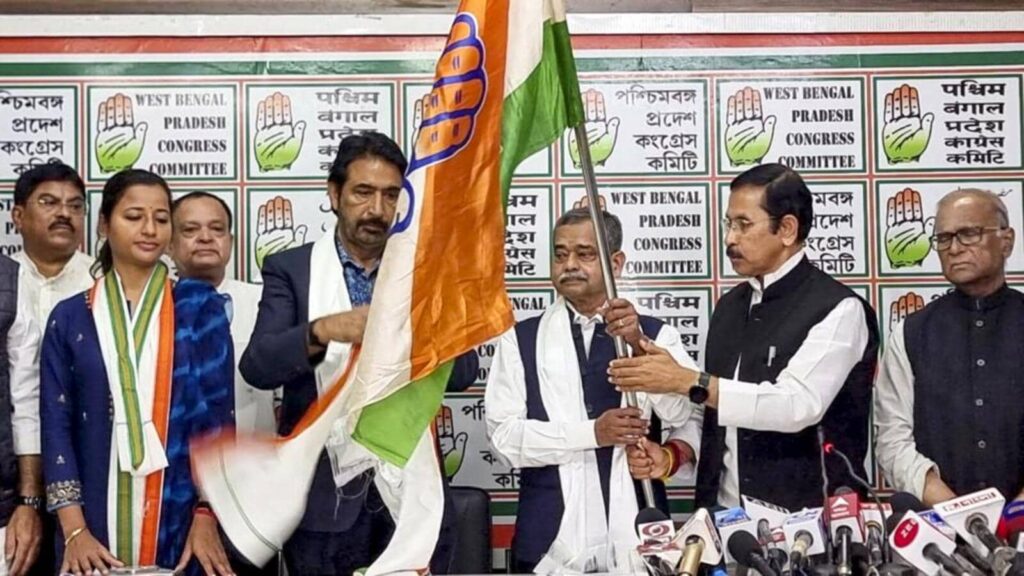 Pranab Mukherjee’s son returns to Congress after 4-year stint in TMC | Kolkata