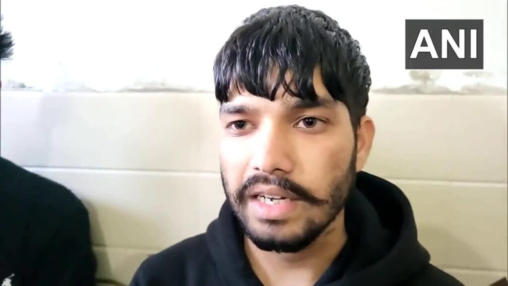 Punjab family sold land, spent ₹45 lakh for son to reach US. He was deported with hands, legs tied | Trending