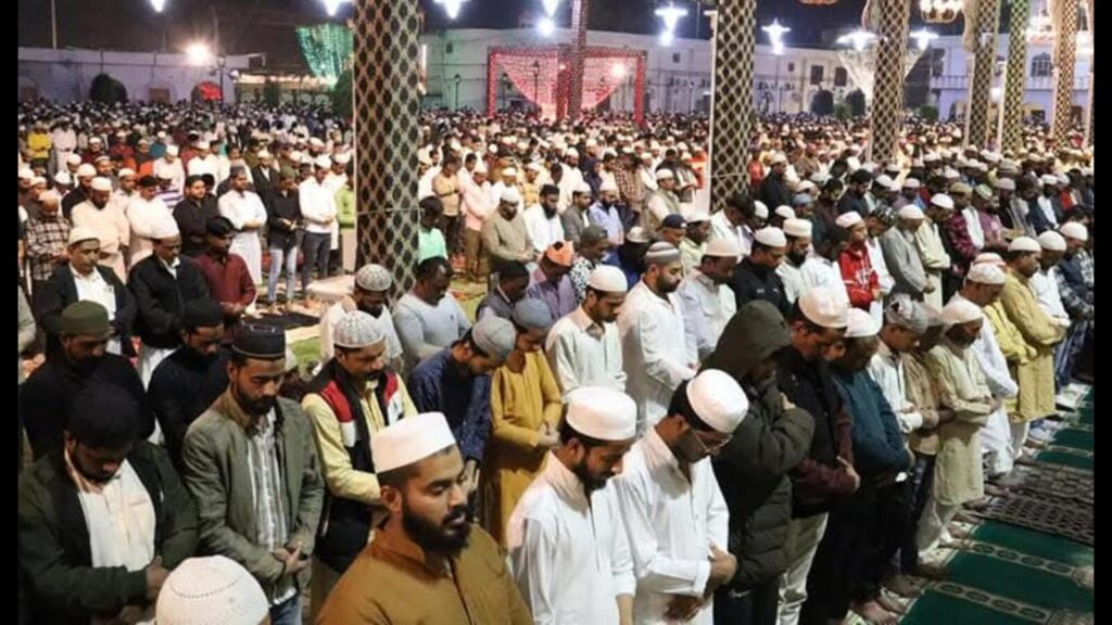 Ramzan moon sighting likely today, mosques gear up for Tarawih prayers