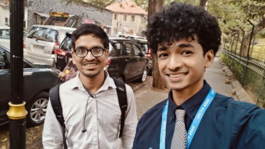 Ratan Tata’s millennial manager Shantanu Naidu approached for selfie by Mumbai engineer Shahrukh Khan | Trending