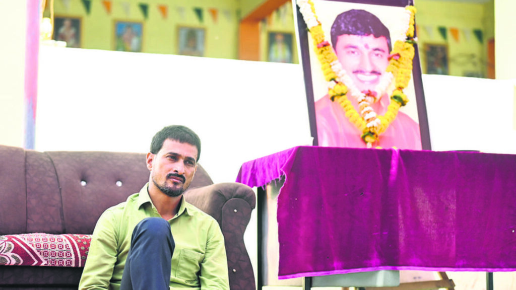 Sarpanch murder linked to extortion, plotted by Munde aide: Charge sheet | Mumbai news