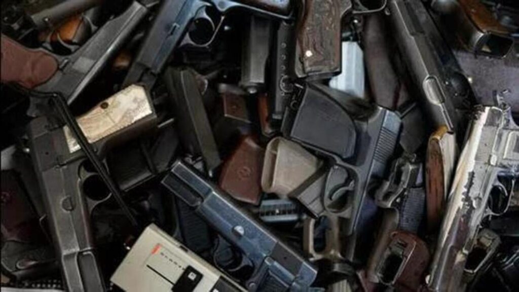 Second employee of Kolkata gun shop arrested in ammunition smuggling case | Kolkata