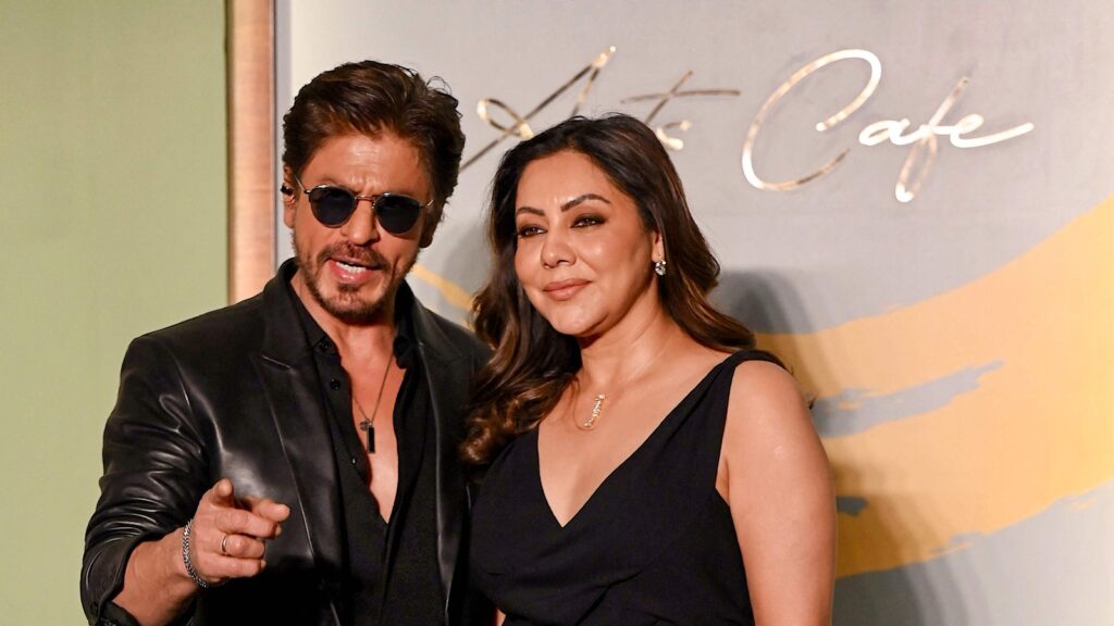 Shahrukh Khan takes on rent two duplex apartments in Mumbai for ₹8.67 crore for three years
