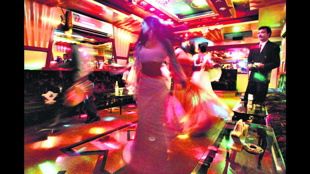 State to amend law to keep dance bars shut | Mumbai news