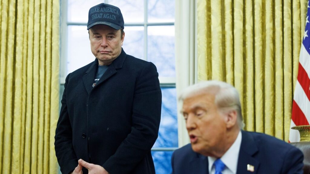 To hire 1 employee, first fire 4 people: Donald Trump to US government agencies