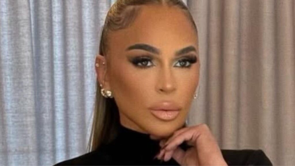 US influencer apologises after video of shouting racist slurs at valet workers sparks backlash: ‘I am disgusted’ | Trending