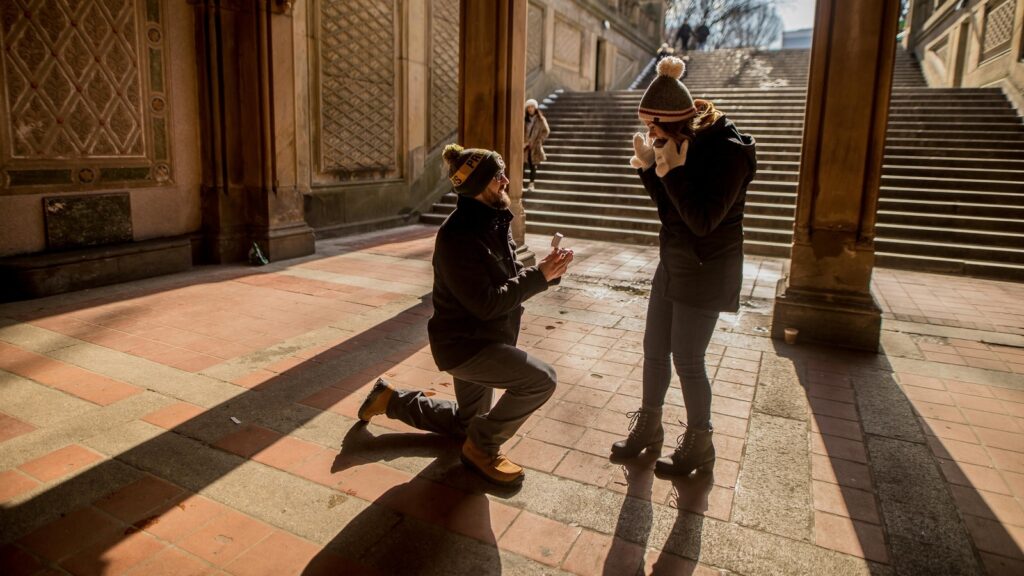 Valentine’s Day gift ideas for her: Give her your love in form of perfume, jewellery, smartwatch, and more