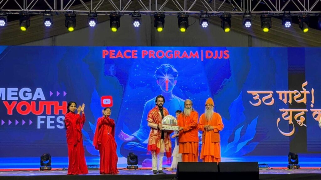 ‘Mega Youth Fest’ at Mahakumbh addresses breakups, social media, porn addiction issues
