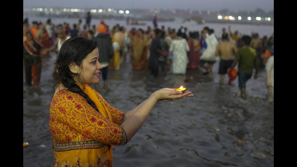 ‘Water from Knp Ganga barrage released into Sangam regularly’