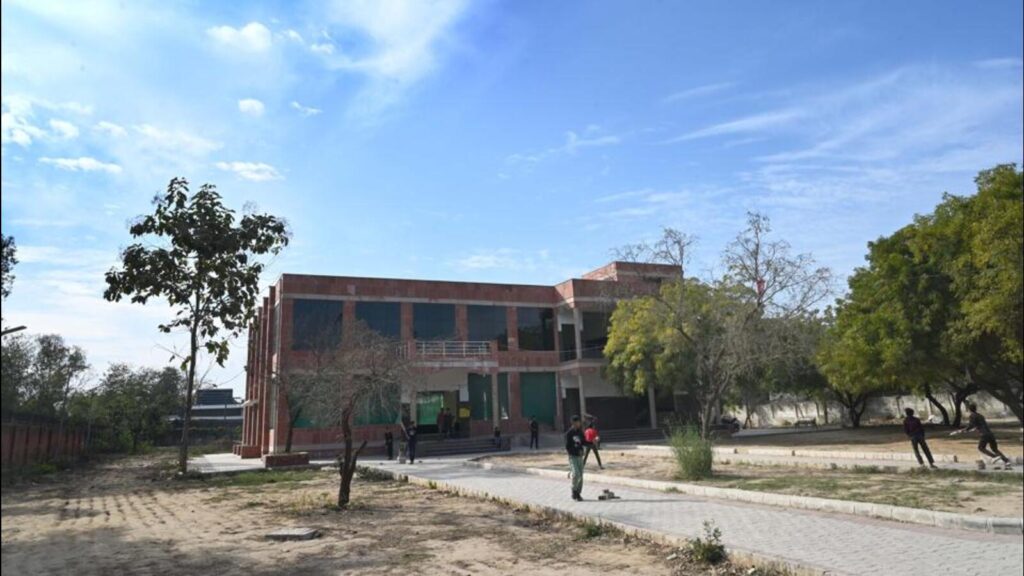 1-year-old south-west Delhi sports facility built after 10-yr struggle in ruins | Latest News Delhi