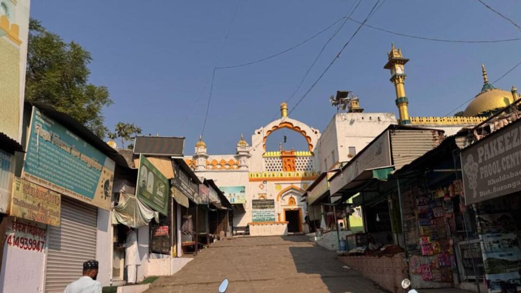13 booked in Solapur for social media post on Aurangzeb