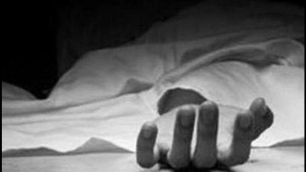 2 friends aged 18 and 27 die by suicide in N Delhi’s Bawana | Latest News Delhi