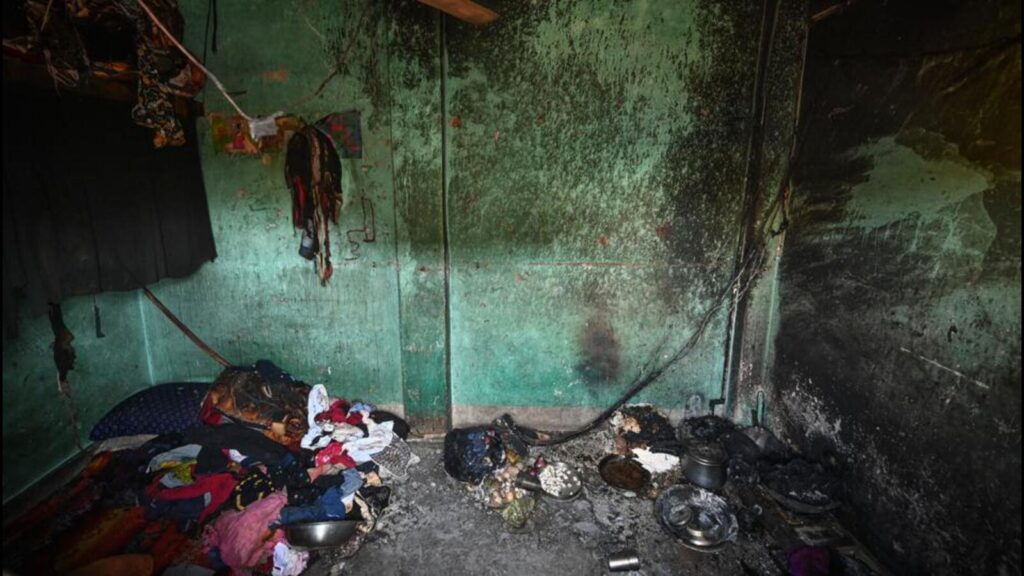 2 kids dead in LPG cylinder fire at Punjabi Bagh housing in Delhi | Latest News Delhi