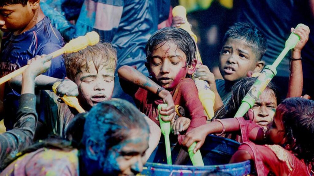 80 police teams monitor traffic violations during Holi celebrations