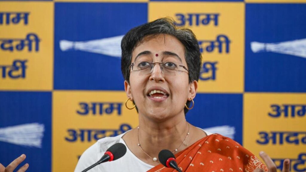 AAP, Cong slam Delhi BJP over ₹2,500 payment to women | Latest News Delhi
