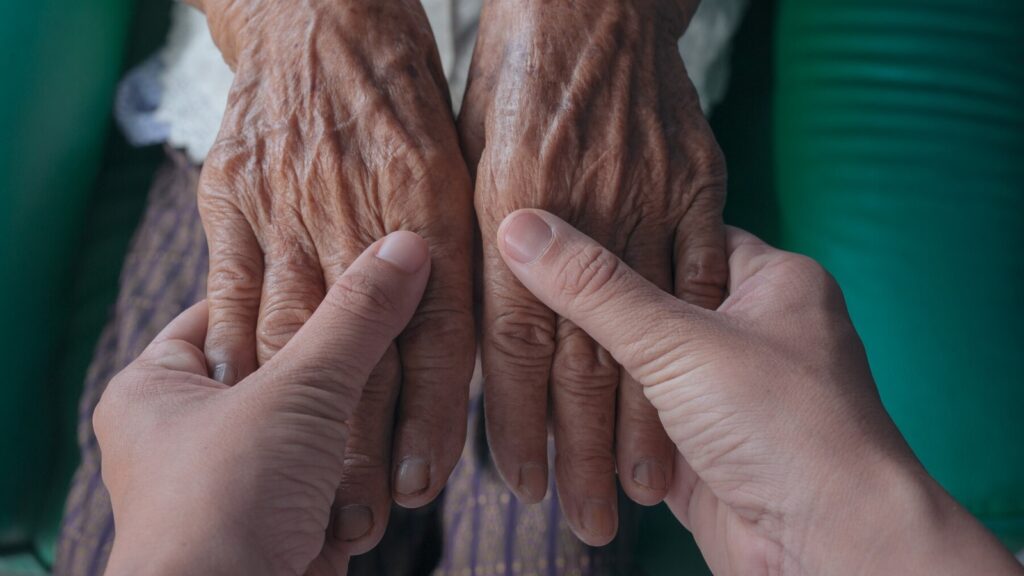 Aggression in dementia can be challenging for families and caregivers: Here’s a complete guide on how to cope | Health