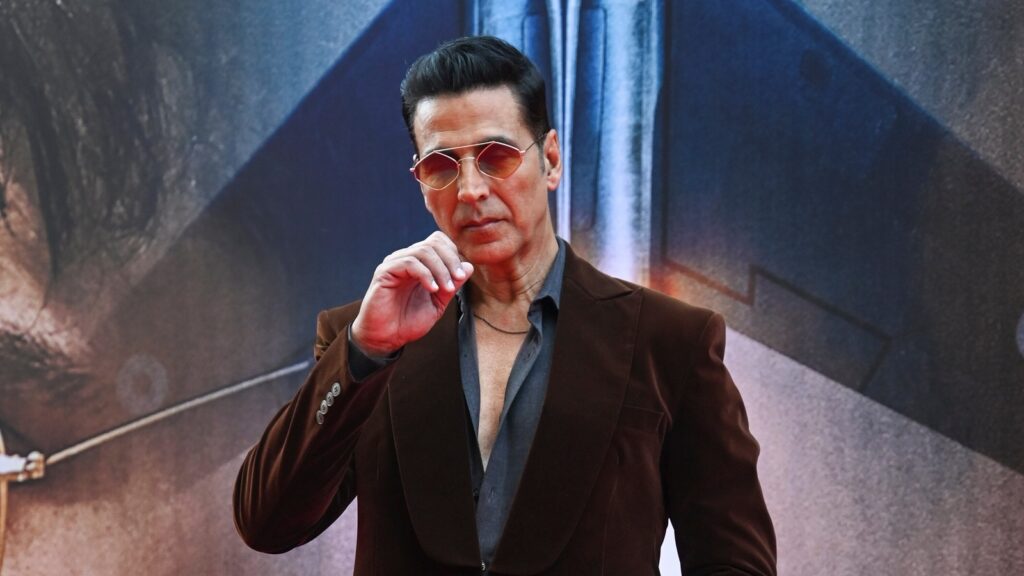 Akshay Kumar sells two apartments in Mumbai for ₹6.60 crore, nets 90% return on investment