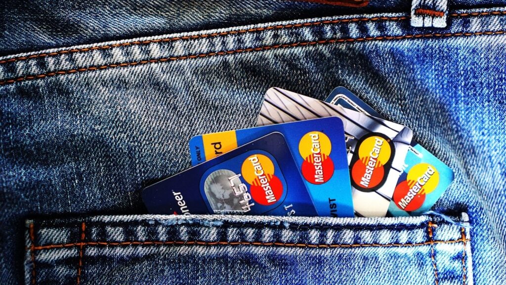 Are banks opened or closed on March 8? Check details
