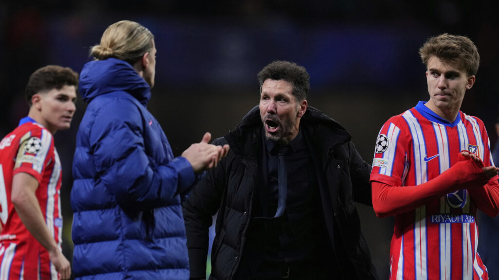 ‘Are you afraid you’re going to be punished?’ Diego Simeone grills reporters over Julian Alvarez penalty controversy | Football News
