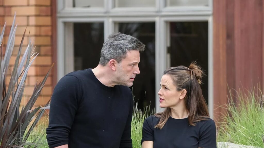 Ben Affleck and Jennifer Garner skip Oscars to enjoy paintball outing, all smiles and laughs | Hollywood
