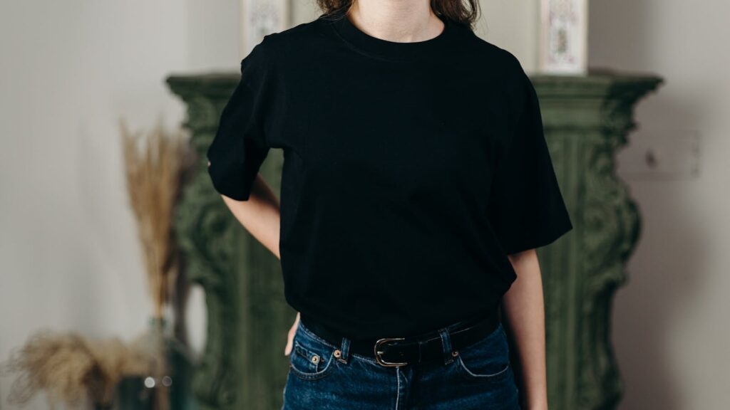 Best oversized t-shirts: Coz baggy is the new chic; smart, comfortable fit for men, women, and kids at up to 60% off | Fashion Trends