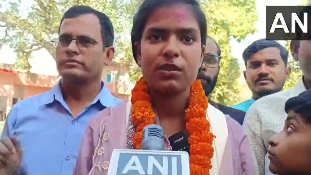 Bihar Class 10 Result 2025 success story: “Never imagined to secure top rank,” says Sakshi Kumari, daughter of labourer