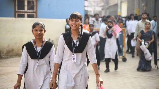 CBSE 12th English Analysis 2025 Live: Teachers say English paper balanced, students have mixed opinions