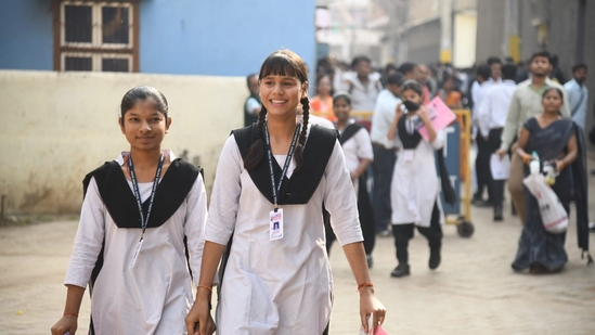 CBSE Class 12th Board Exam 2025 Live: Hindi Elective, Hindi Core papers begins