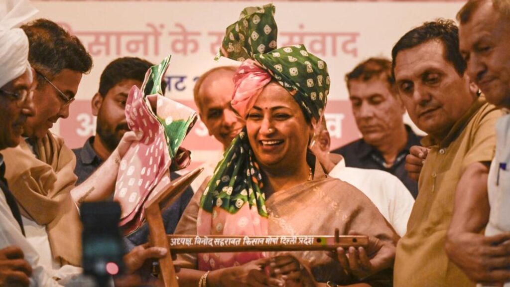 CM Rekha Gupta meets rural Delhi to seek inputs for upcoming budget | Latest News Delhi