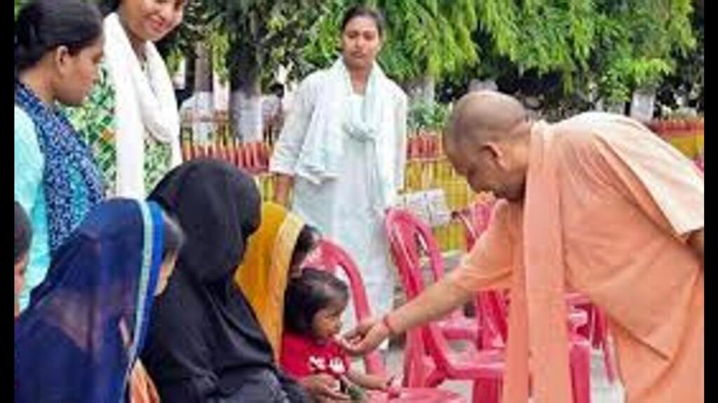 CM Yogi holds Janta Darshan in Gorakhpur, vows quick relief