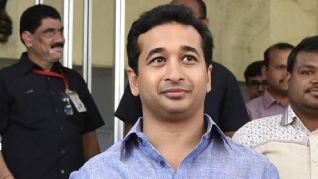CM snubs Nitesh Rane over inflammatory speeches | Mumbai news