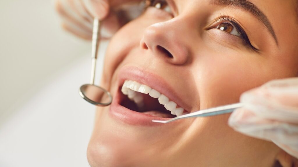 Can baking soda and lemon make your teeth white? Dentist debunks teeth whitening myths | Health