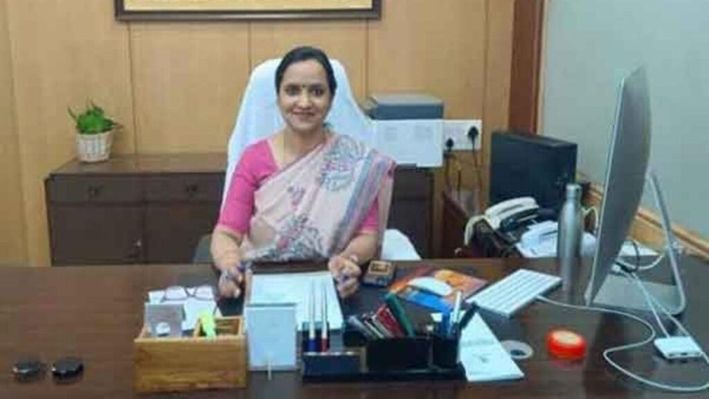 Centre approves VRS request of VK Pandian’s wife Sujatha Karthikeyan