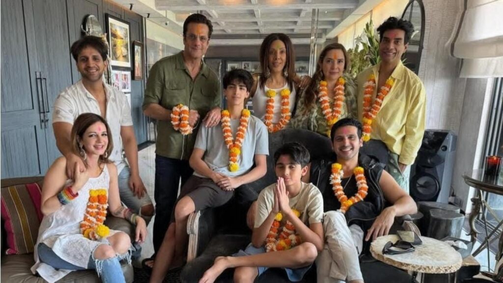 Cousins Fardeen Khan, Zayed Khan and Sussanne Khan celebrate Holi together with Hridaan and the kids: Pics | Bollywood