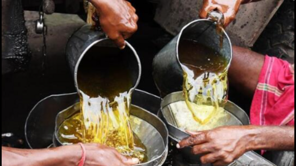 Crackdown on food adulteration: 112 kg rice bran oil destroyed, substandard sauces seized in Lucknow