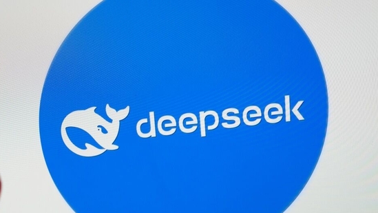 DeepSeek: Pioneering open-source AI and global collaboration