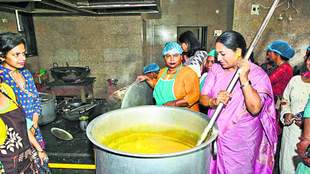 Delhi CM visits Asha Kiran home on the eve of Holi | Latest News Delhi