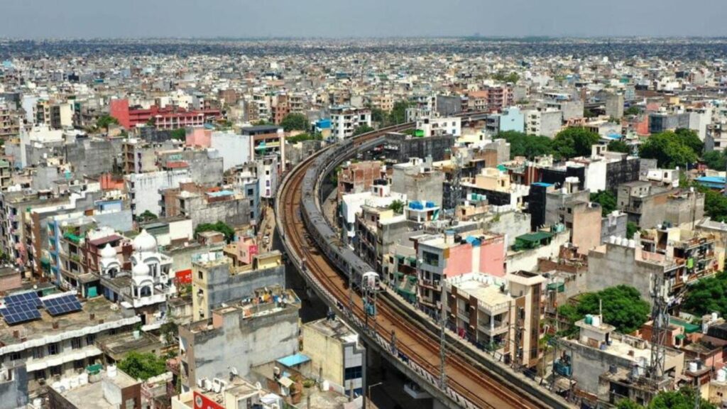 Delhi Metro’s Red Line services affected by cable theft | Latest News Delhi