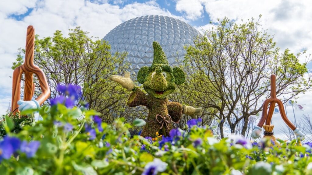 EPCOT fire: Blaze erupts at Walt Disney World Resort in Bay Lake, Florida |Videos
