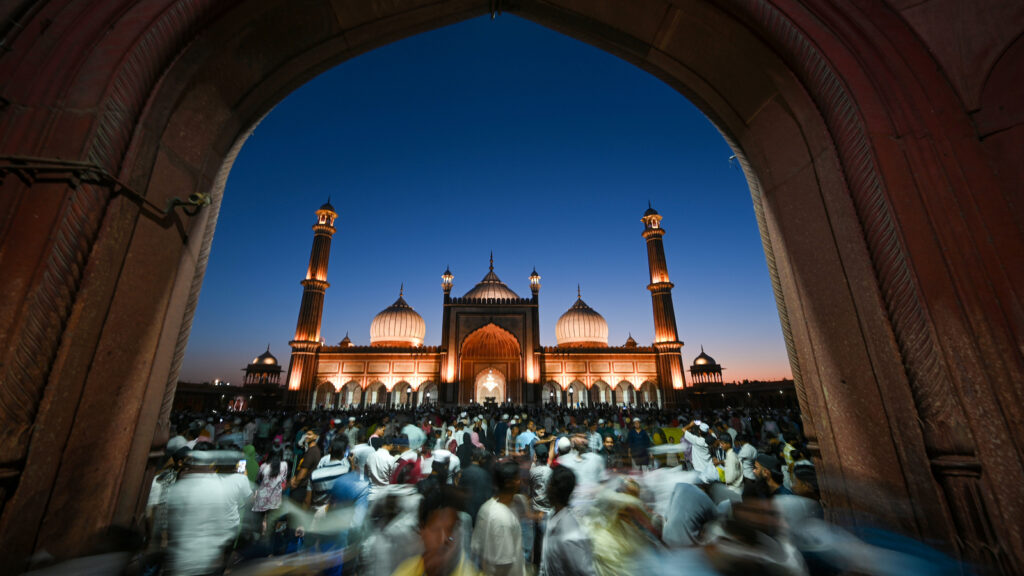 Eid 2025 moon sighting: Delhi confirms Eid-ul-Fitr on March 31 as Shawwal crescent seen; high alert amid bomb threats