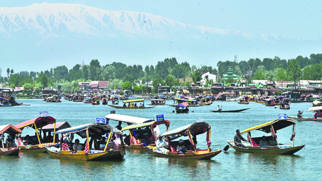 Eid 2025 moon sighting India: Jammu and Kashmir confirms Shawwal crescent sighting, Eid-ul-Fitr festivities begin Monday