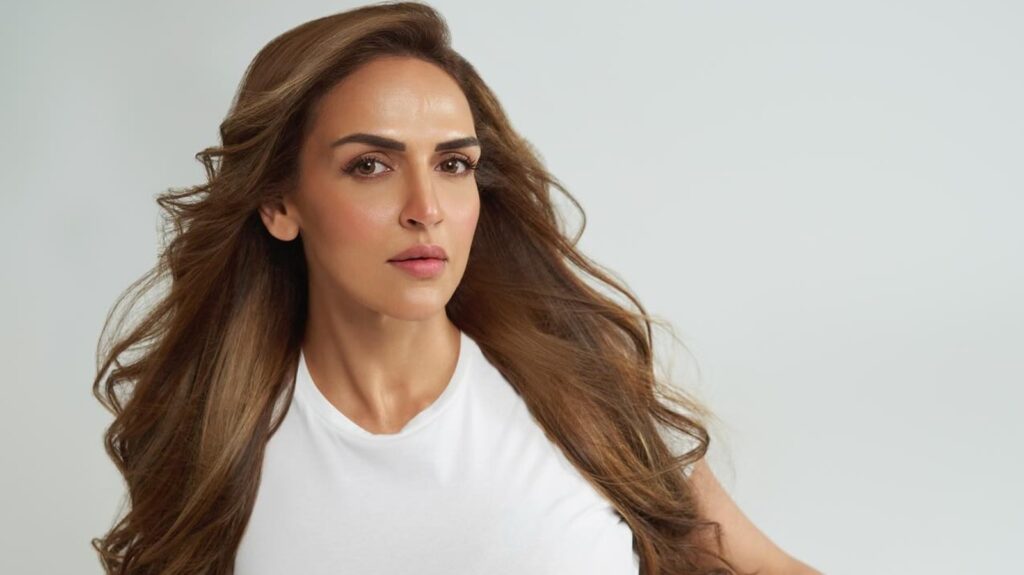 Esha Deol regrets rejecting Golmaal, Beedi song: ‘Took certain decisions keeping my family values in mind’ | Bollywood